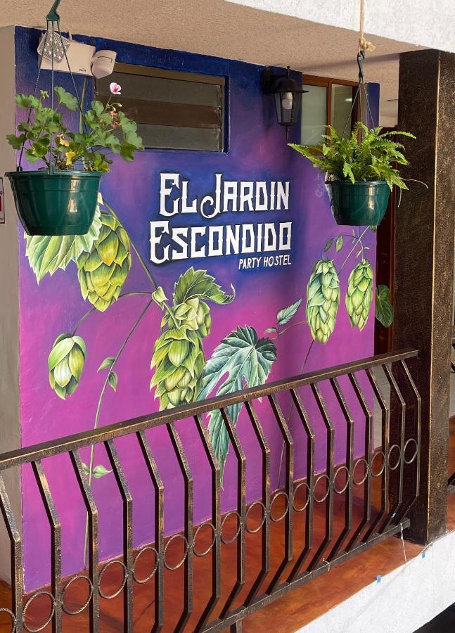 El Jardin Escondido Party Hostel Baños Kültér fotó